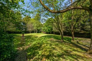 Maltby House Grounds- click for photo gallery